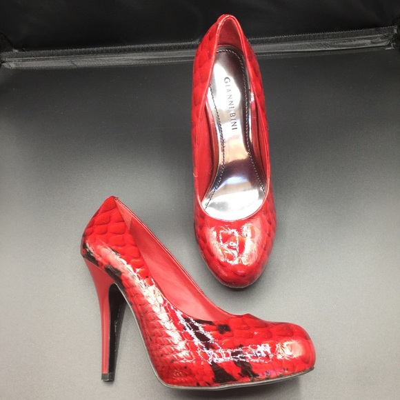 Gianni Bini Red/Black 5 Inch Heels Sz 7.5 - Picture 10 of 11
